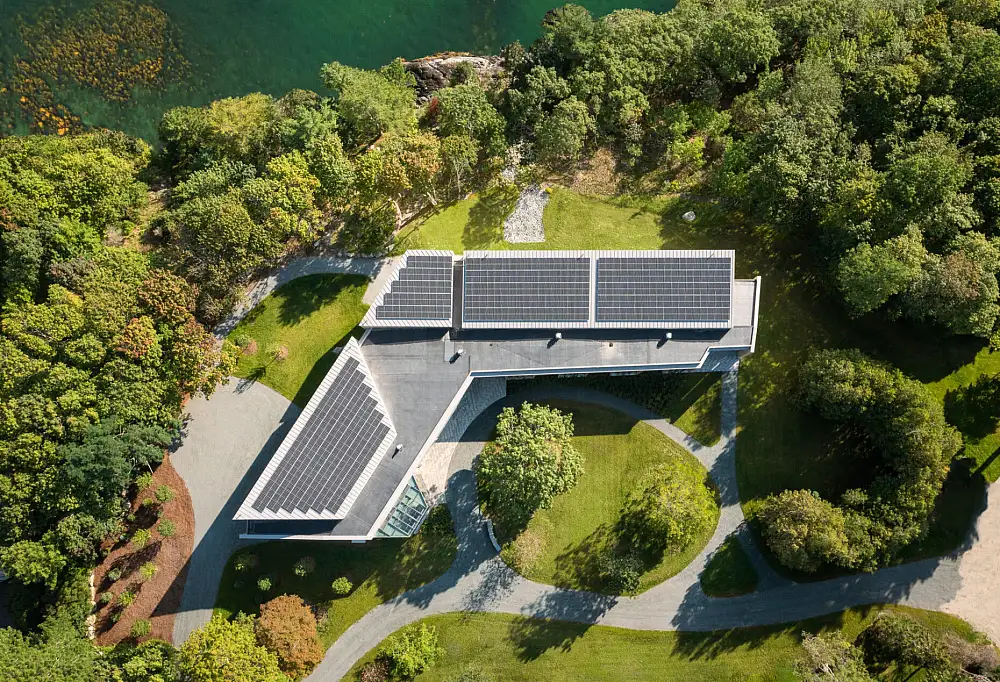 Bird's eye view of the Davis Center and photovoltaic panels